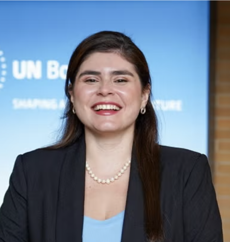  Beatriz Azevedo de Araújo